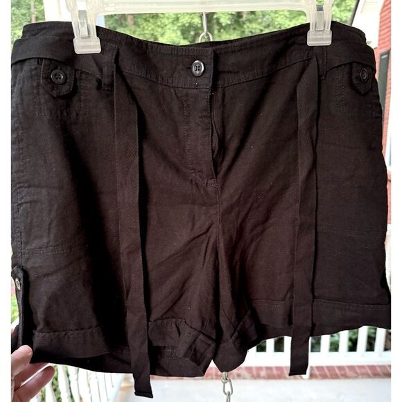 AB Studio Black Cargo Shorts Tailored Design with Cute Belt. Size 10. NWT - Picture 1 of 6